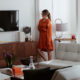 Wohnzimmer mit Nussbaum Sideboard im Vintage Stil